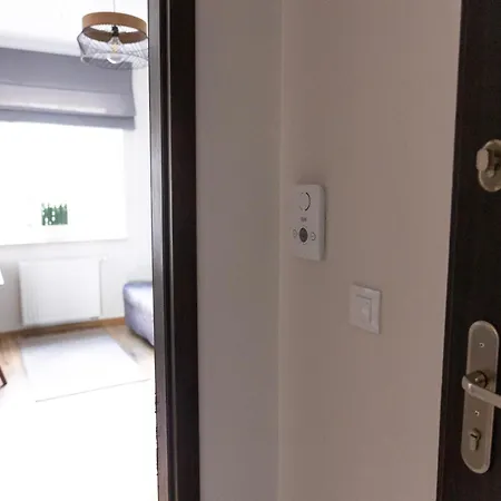Apartament Na Osiedlu Paryskim, Podziemny Parking *