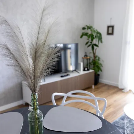Apartament Na Osiedlu Paryskim, Podziemny Parking דירה בידגוז'יז'